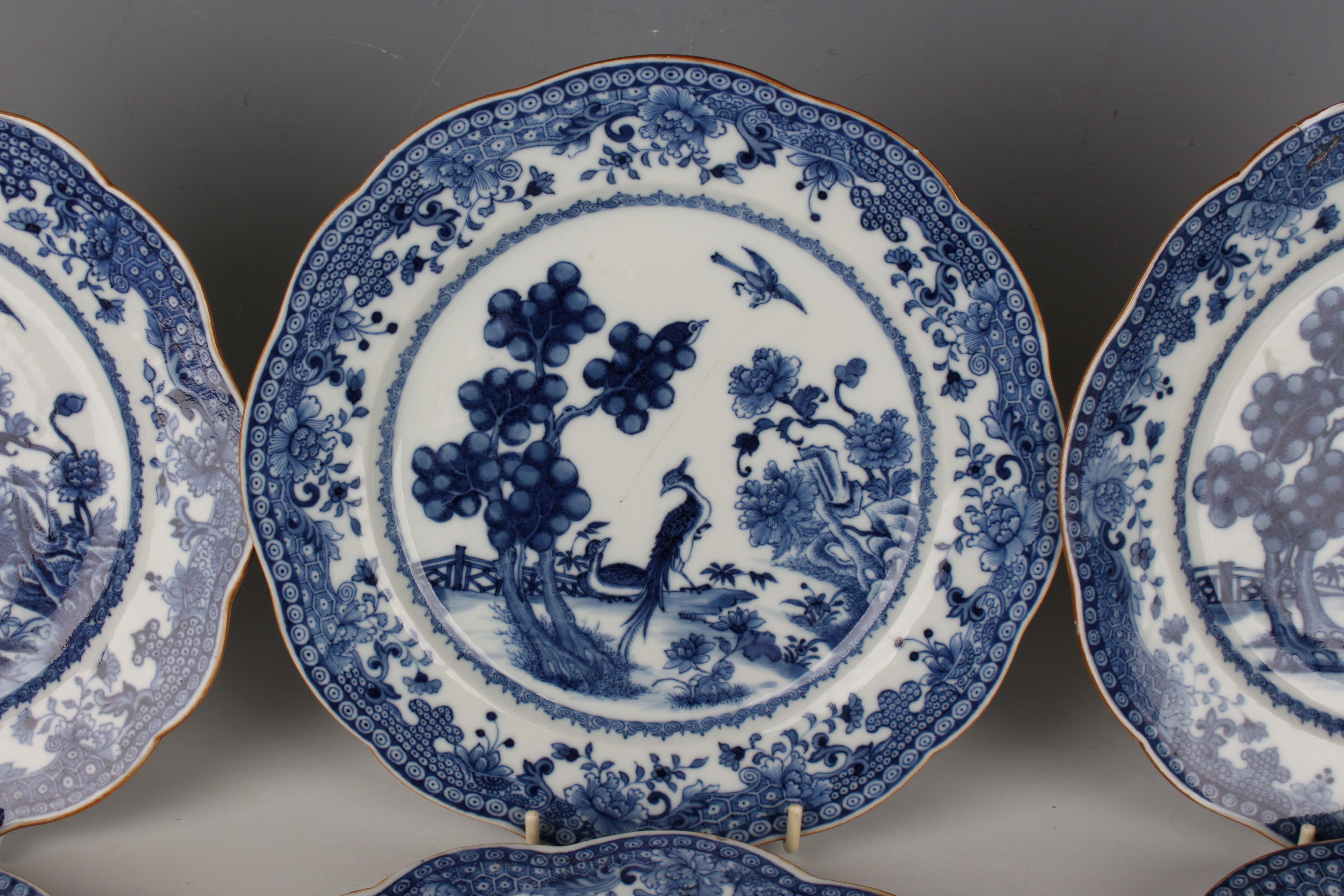 A set of six Chinese blue and white export porcelain plates, late Qianlong period, each painted with - Image 32 of 32