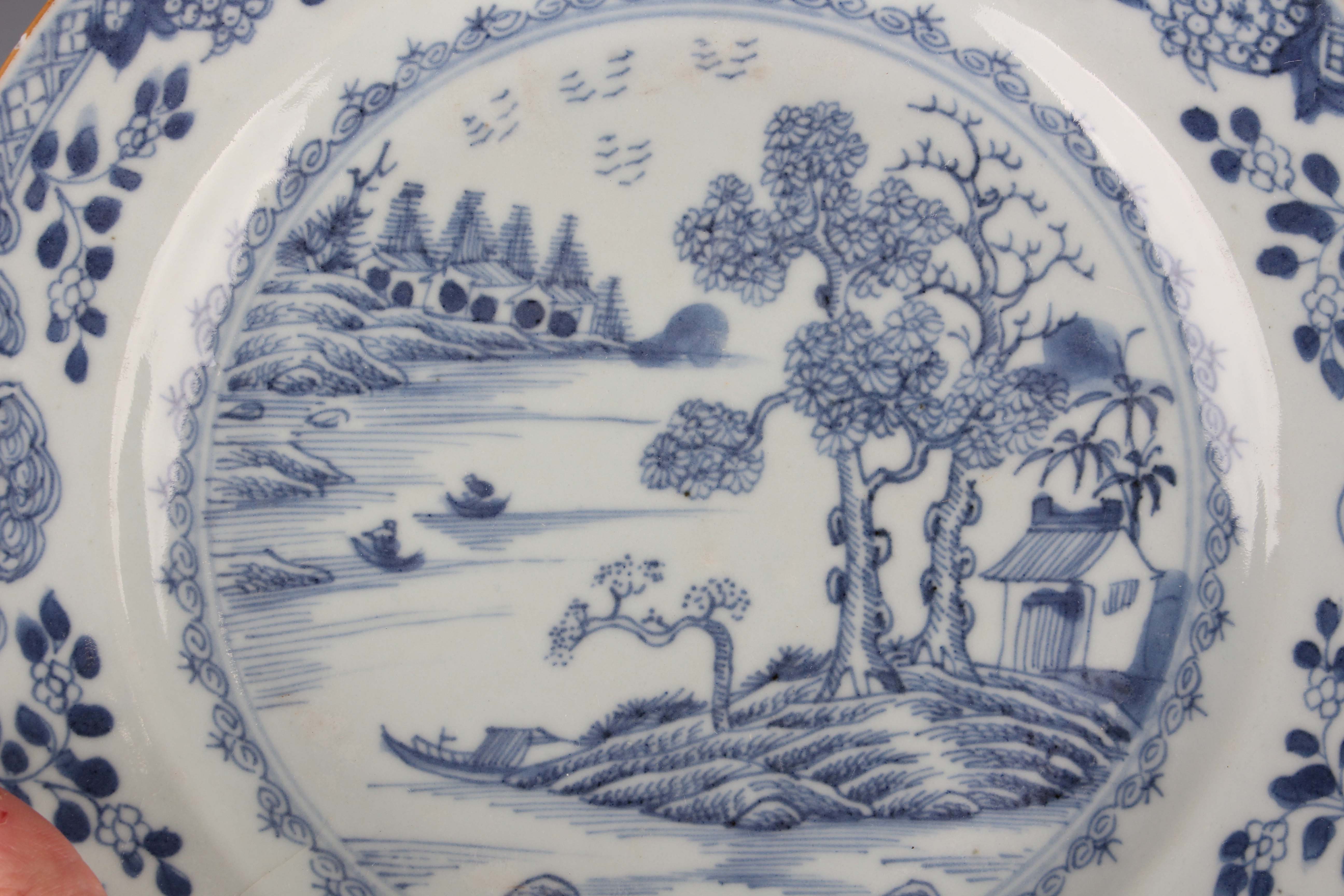A set of six Chinese blue and white export porcelain plates, late Qianlong period, each painted with - Image 26 of 32