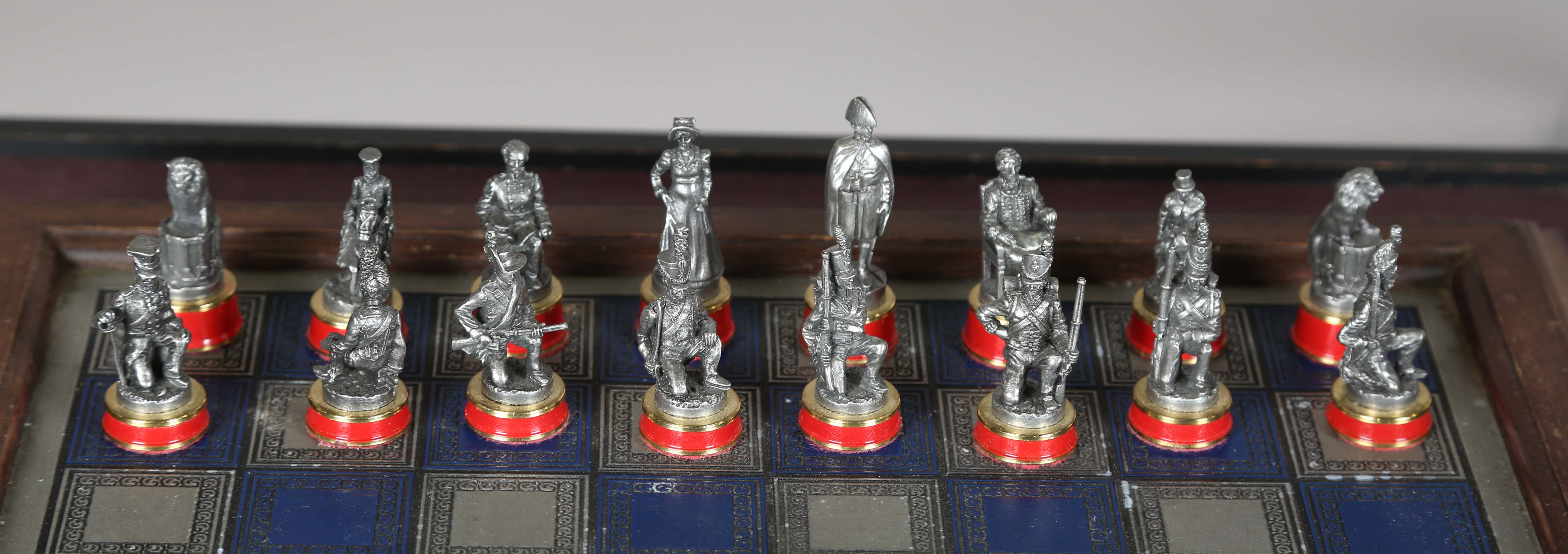 A modern 'Battle of Waterloo' chess set and table by Franklin Mint, height 27cm, width 51cm.Buyer’ - Image 25 of 25