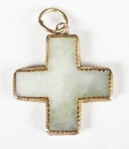 A post-medieval gold mounted jade pendant cross, width 2.5cm.Buyer’s Premium 29.4% (including