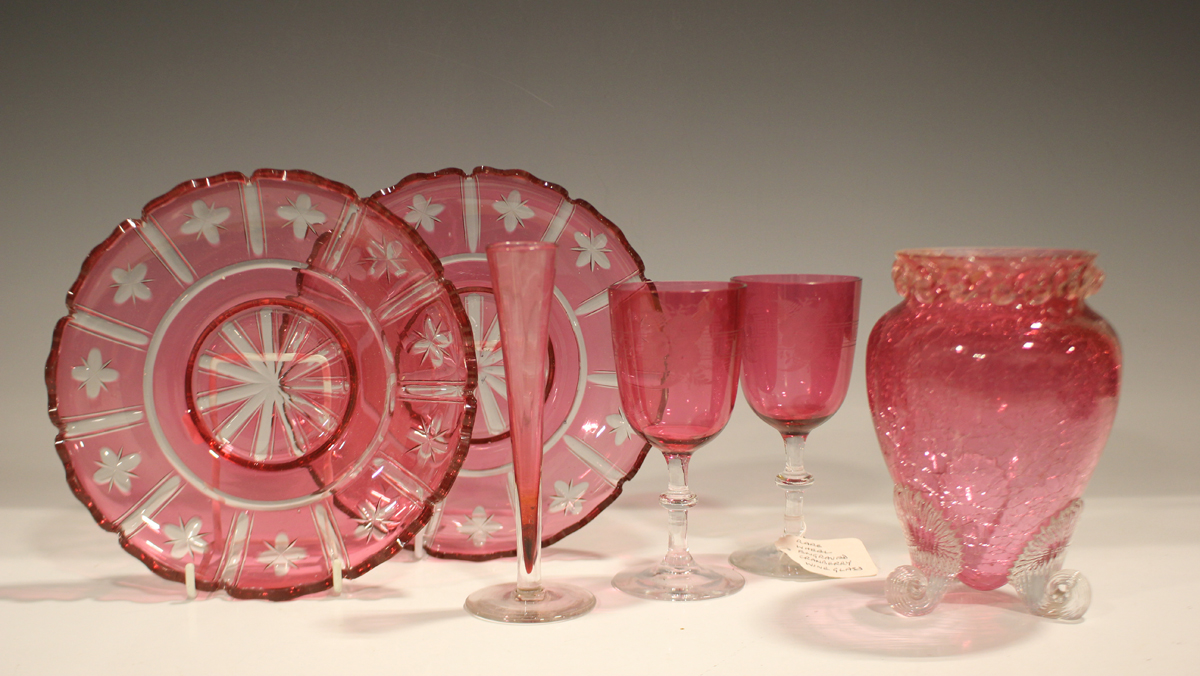 A mixed group of cranberry glassware, 19th and 20th century, including a set of ten circular - Image 3 of 4