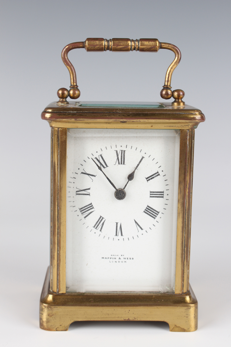 A late 19th/early 20th century French brass carriage clock with eight day movement striking hours on - Image 9 of 16