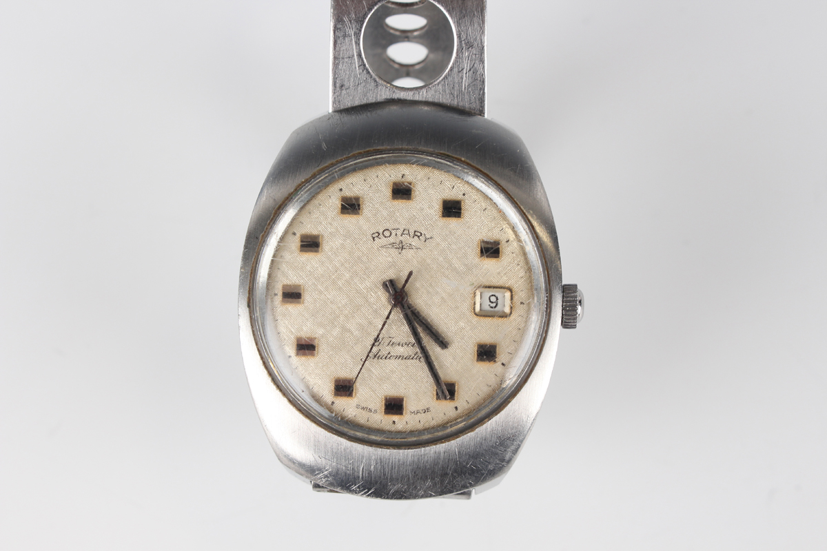 An Omega base metal keyless wind hunting cased gentleman's pocket watch, circa 1916, the signed - Image 3 of 15