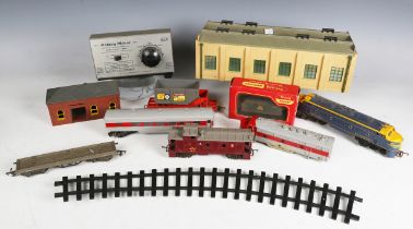 A collection of Tri-ang Railways gauge OO items, including American Outline diesel locomotive,