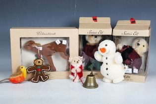 Seven Steiff Christmas limited edition soft toys and ornaments, comprising two No. 670572 Santa's