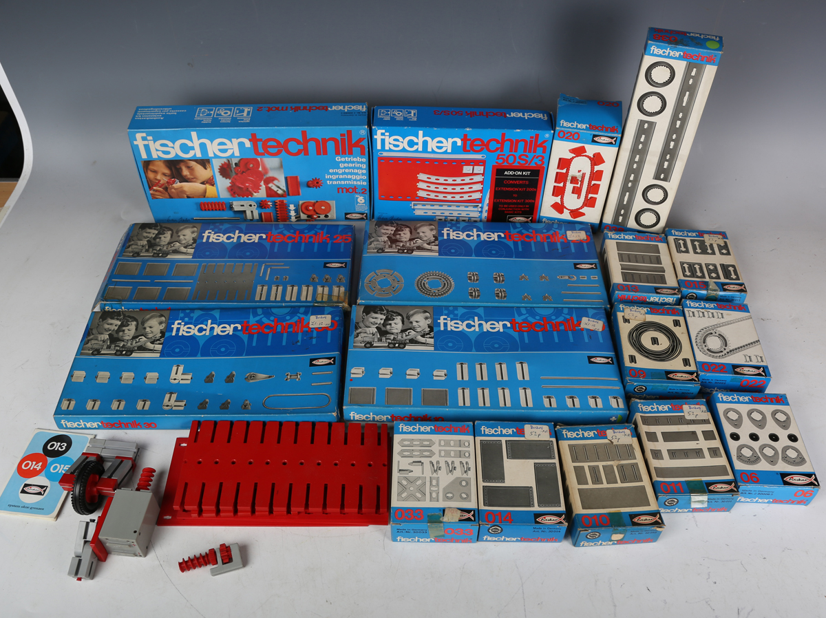 A small collection of Meccano, comprising Army Multikit, No. 6 set and 6X and 7X conversion sets, - Image 4 of 10