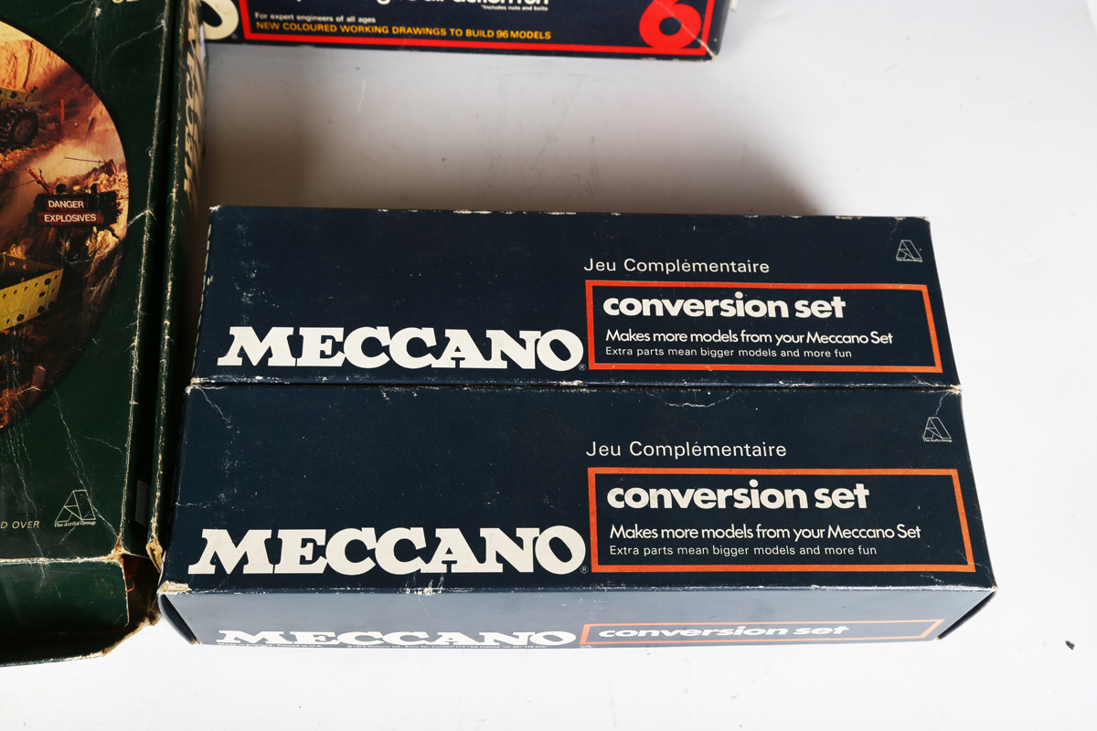 A small collection of Meccano, comprising Army Multikit, No. 6 set and 6X and 7X conversion sets, - Image 6 of 10