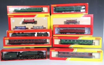 A collection of Hornby gauge OO railway items, including locomotive 'Duchess of Rutland' and tender,