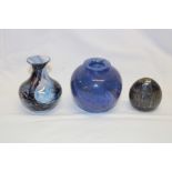Three pieces of art glass including blue-tinted glass tapered spill vase, 4" high,