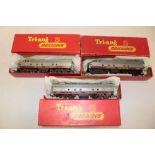 Tri-ang OO gauge - a pair of R55 B-B diesel locomotives and centre car,