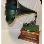 A good quality old French gramophone by Pathe marked "Les Disques Pathe Chantent Sans Aiguille"