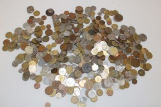 A selection of mixed GB and Foreign coins