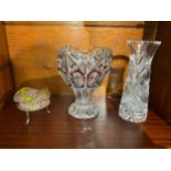 Decorative crystal glass vases and vaseline glass pot in silverplate stand, tallest 18.5cm