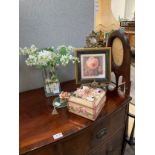A modern faux floral vase display and lidded box, print and wall hanging (4)