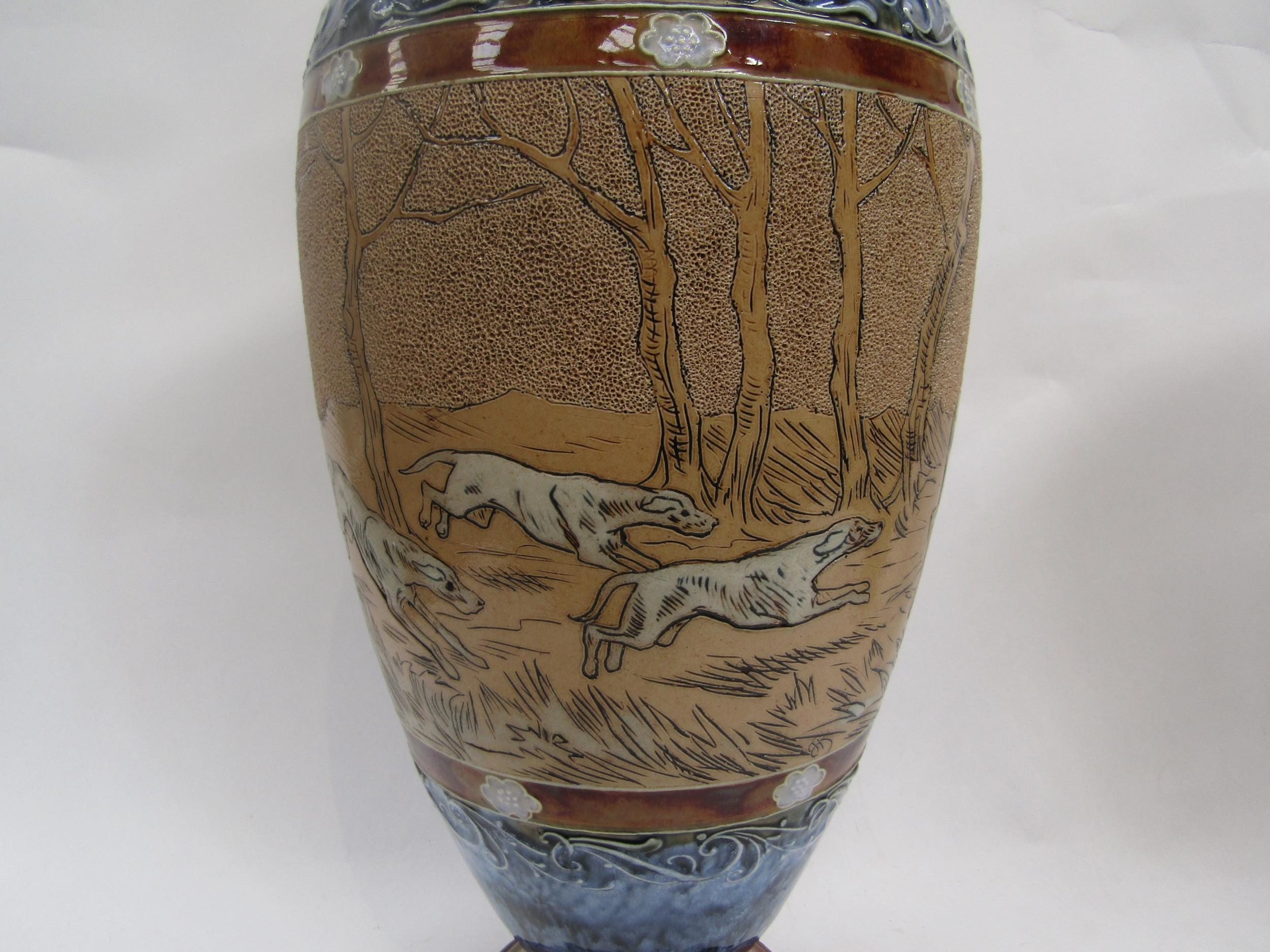 A Royal Doulton Hannah Barlow vase decorated in scraffito with stag hunting scene. Firing crack to - Image 4 of 8