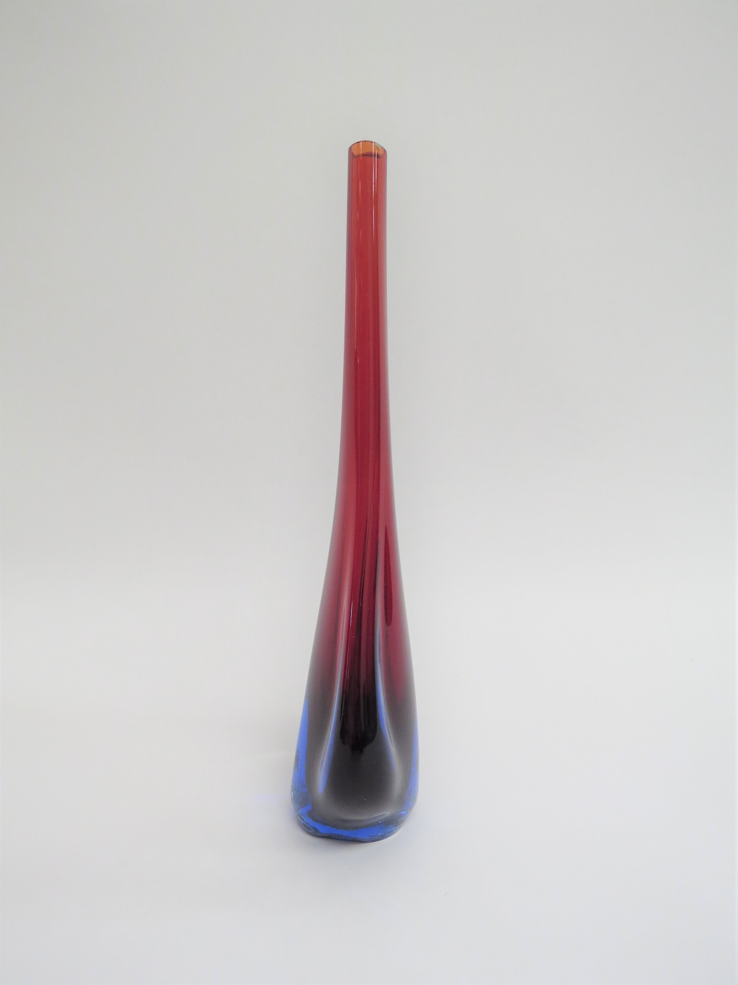 A Murano glass slender vase in red and blue encased in clear with 'fin' sides. 27.5cm high - Image 3 of 3