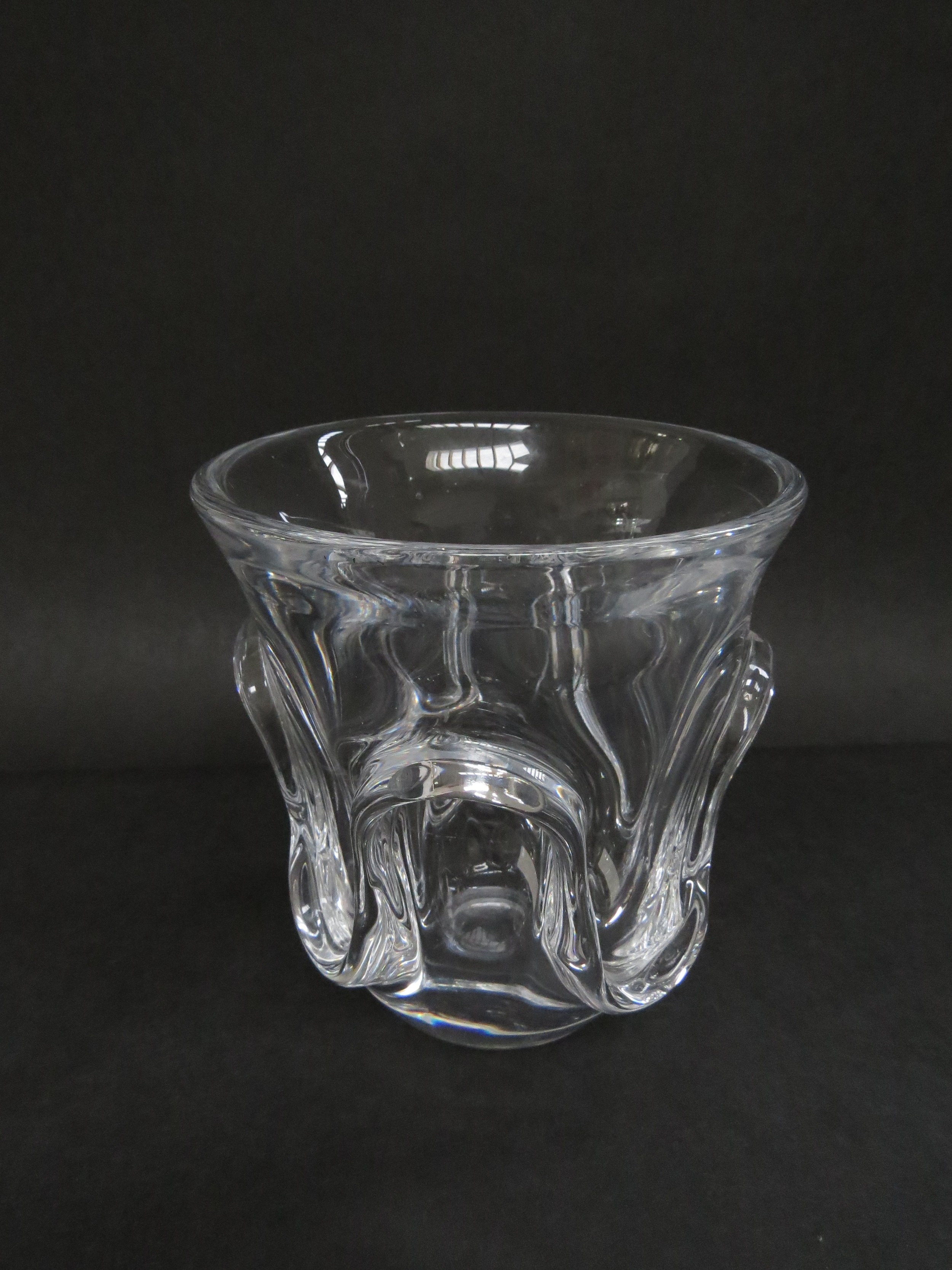 A Val St Lambert clear glass vase from the 1956 catalogue, designed by Antonio & Guido Bou. 16cm - Image 2 of 2