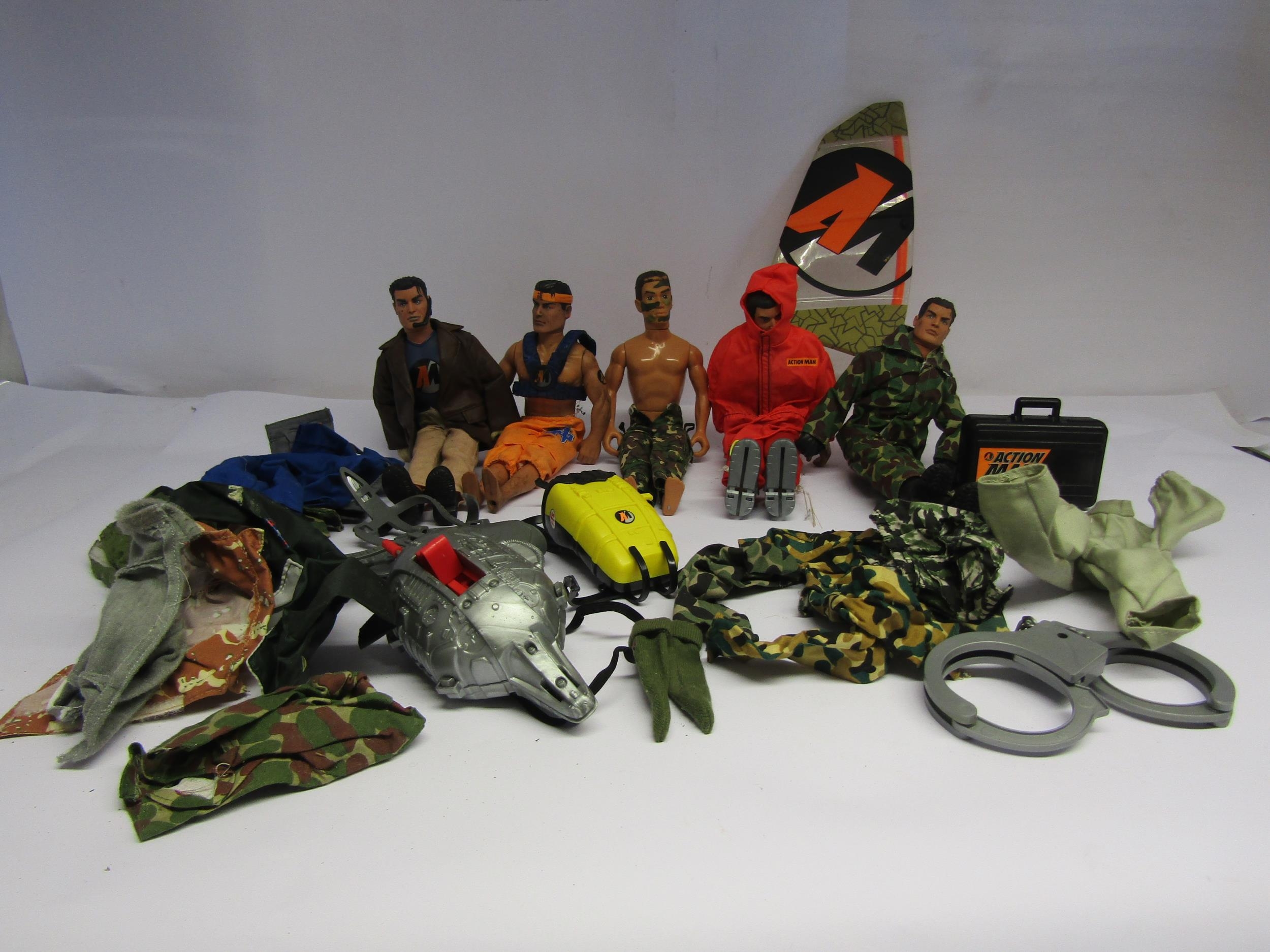 A collection of 1990's Action Man figures, vehicles, outfits, weapons and accessories - Image 3 of 4