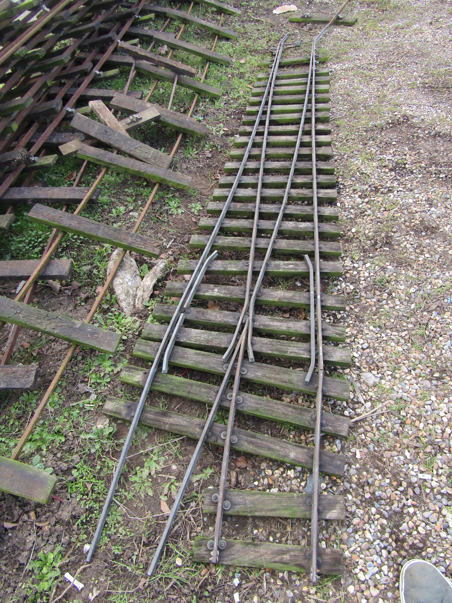 A good quantity of 7 1/4" gauge miniature railway track. Approximately 75 metres in total, divided - Image 4 of 6