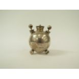 A Goldsmith & Silversmith silver table lighter of sphere form, London 1902, dented, 7cm tall, 72g