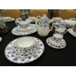 A quantity of Spode Blue Colonial dinner, tea and coffee wares (106 pieces)