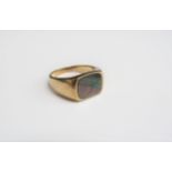 A 9ct gold signet ring with mother-of-pearl front. Size T/U, 6.2g