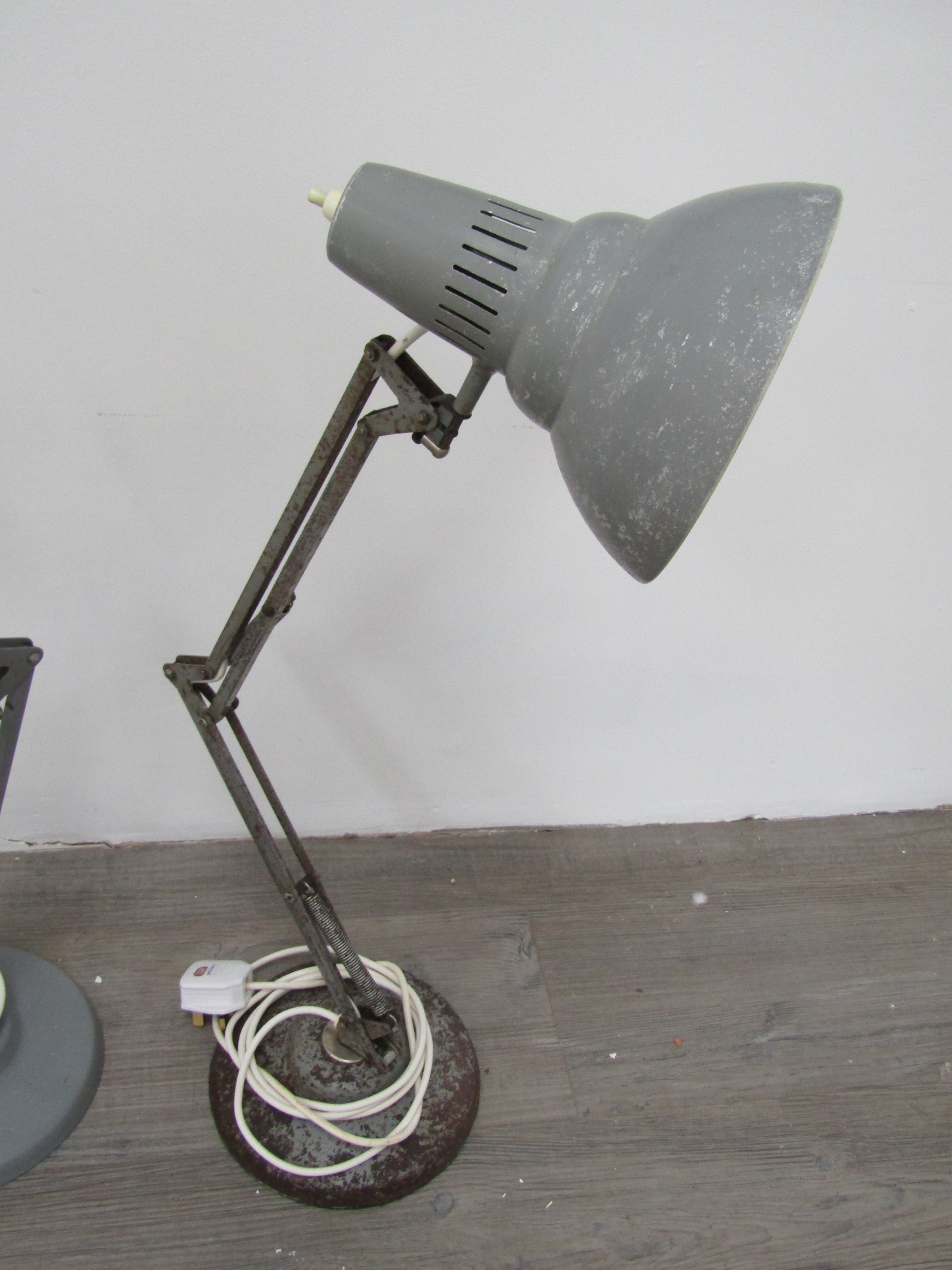 Four '1001' model angle poise lamps in grey colourway - Image 2 of 3