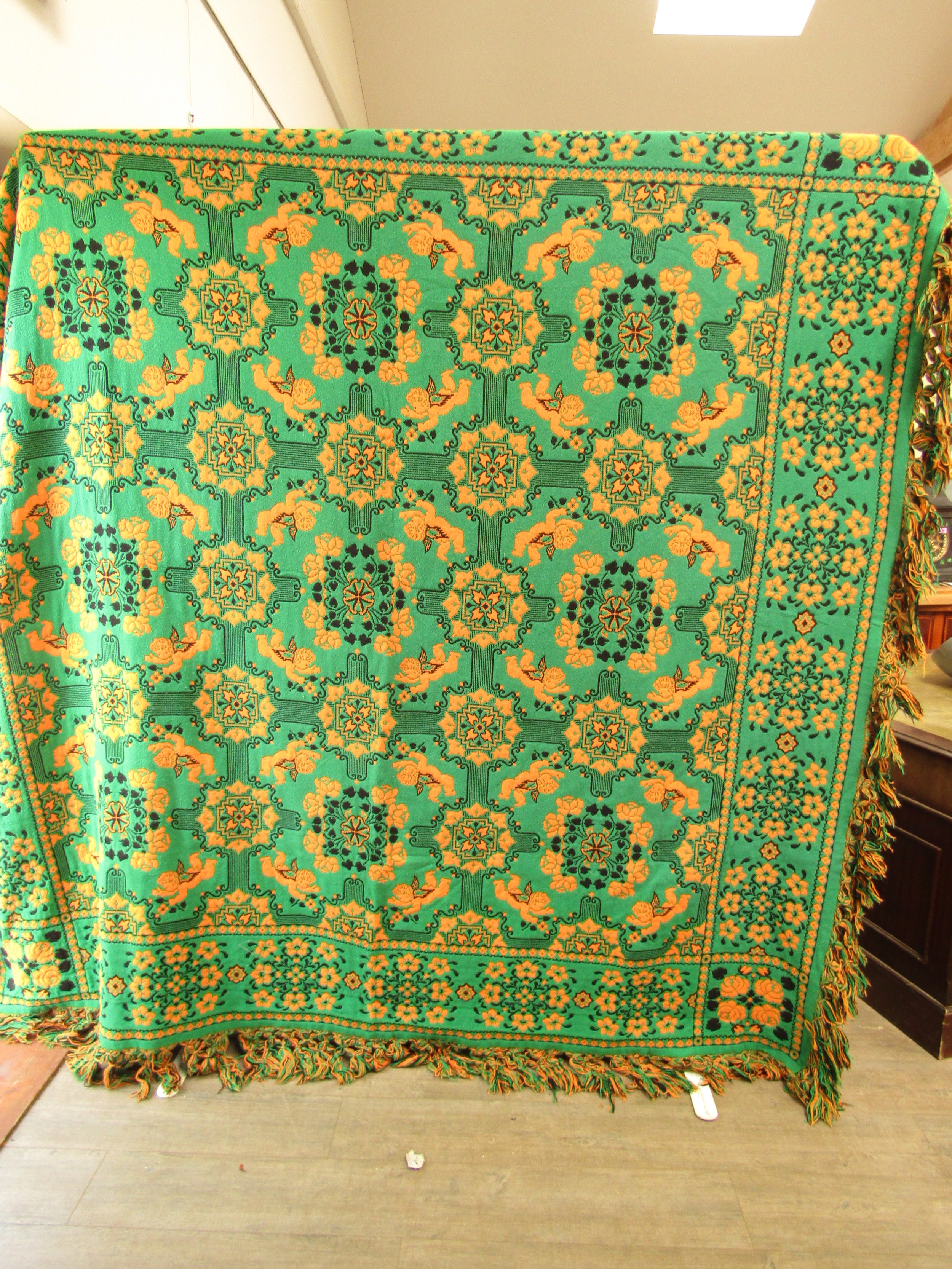 A Casa Pupo rug/throw, 1970's in green and gold colours, approx 250cm x 230cm - Image 2 of 2