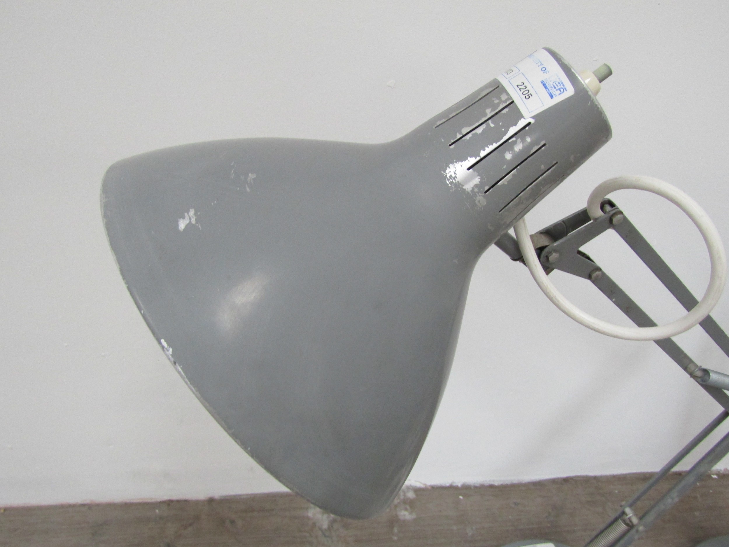 Four '1001' model angle poise lamps in grey colourway - Image 3 of 3