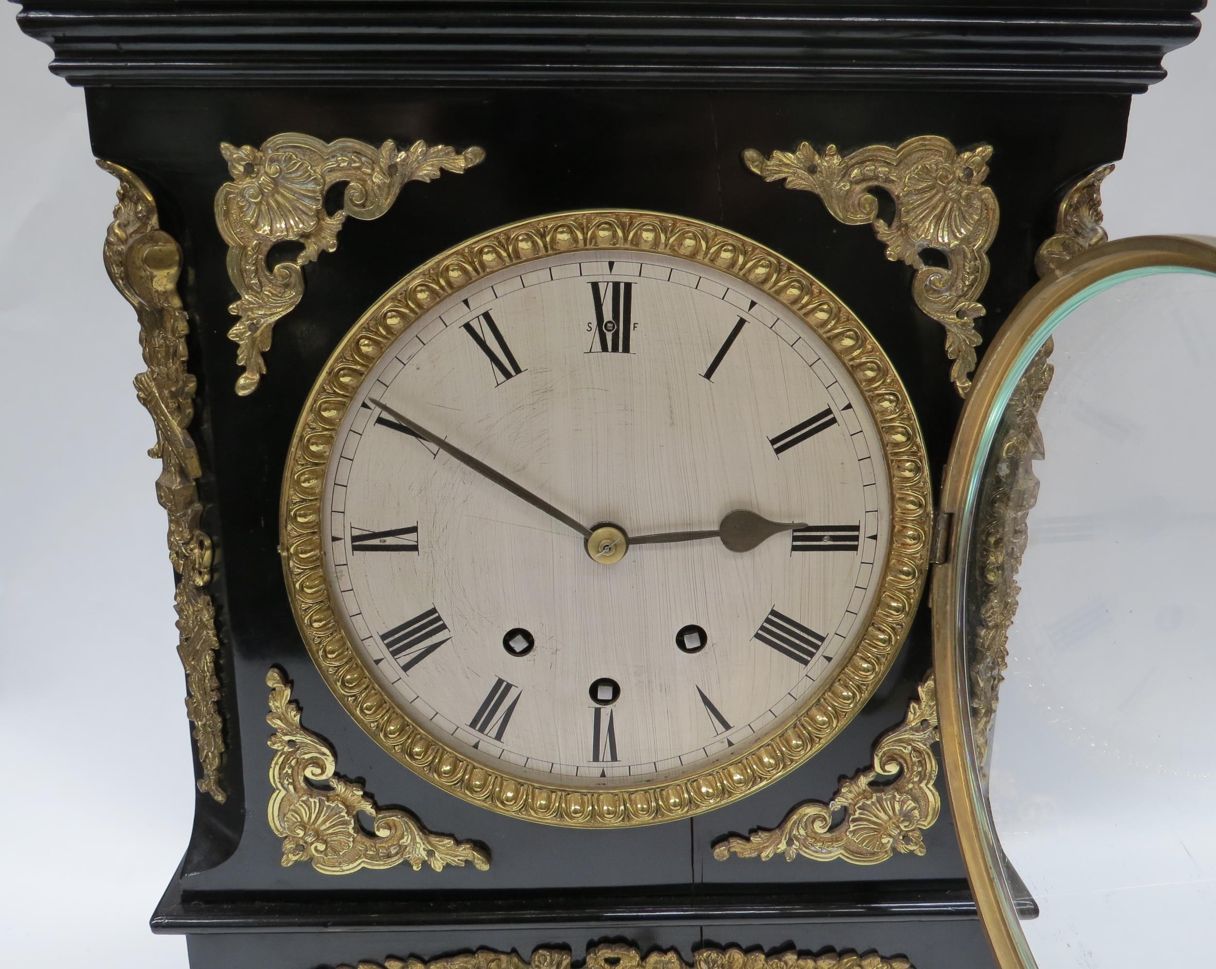 A large late 19th / early 20th Century French bracket clock, 21" x 15" x 7.5" (53cm x 38cm x - Image 2 of 5