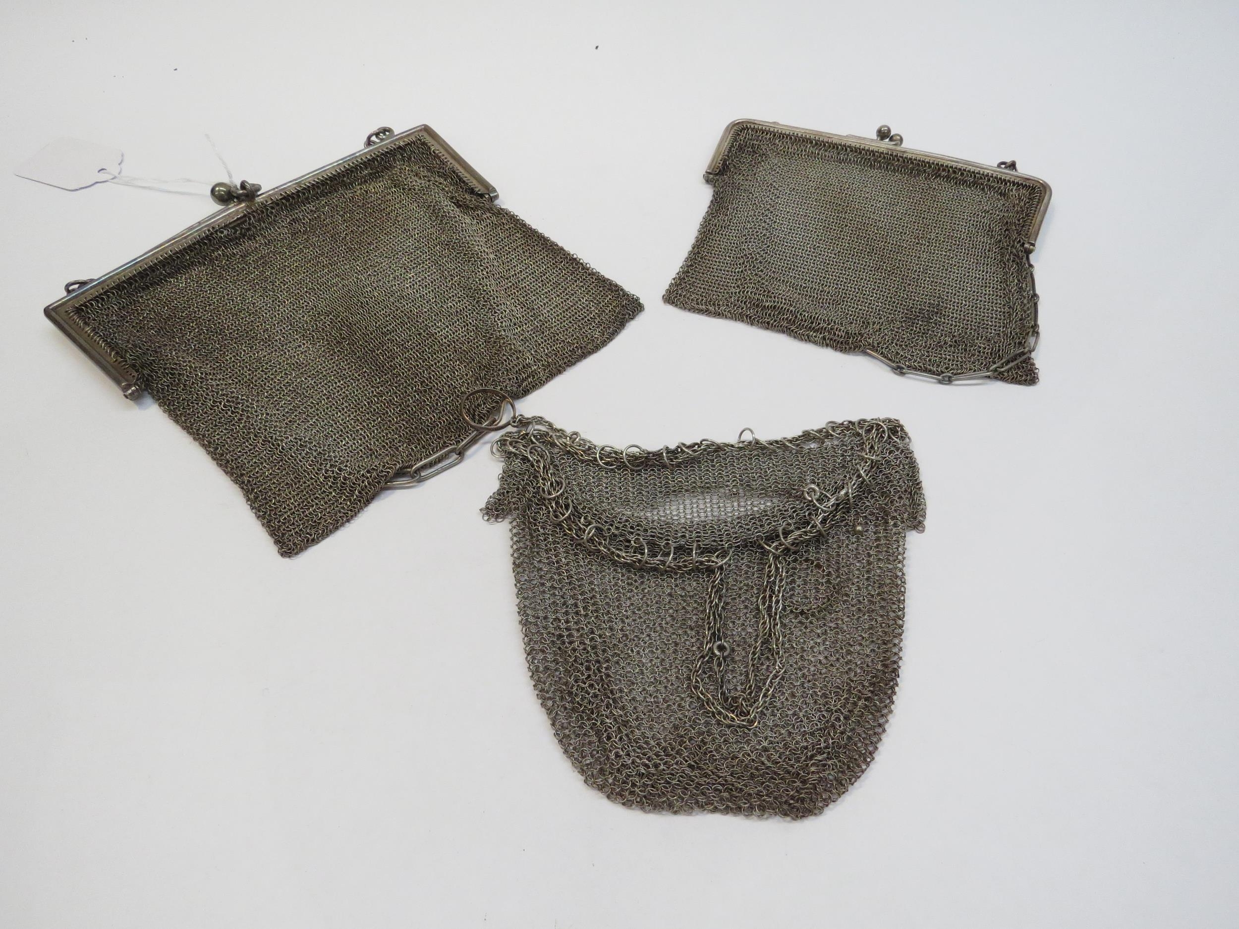 A Cornelius Desormeanx Saunder & James Francis Hollings Shepherd silver chain link handbag, 15.5cm x
