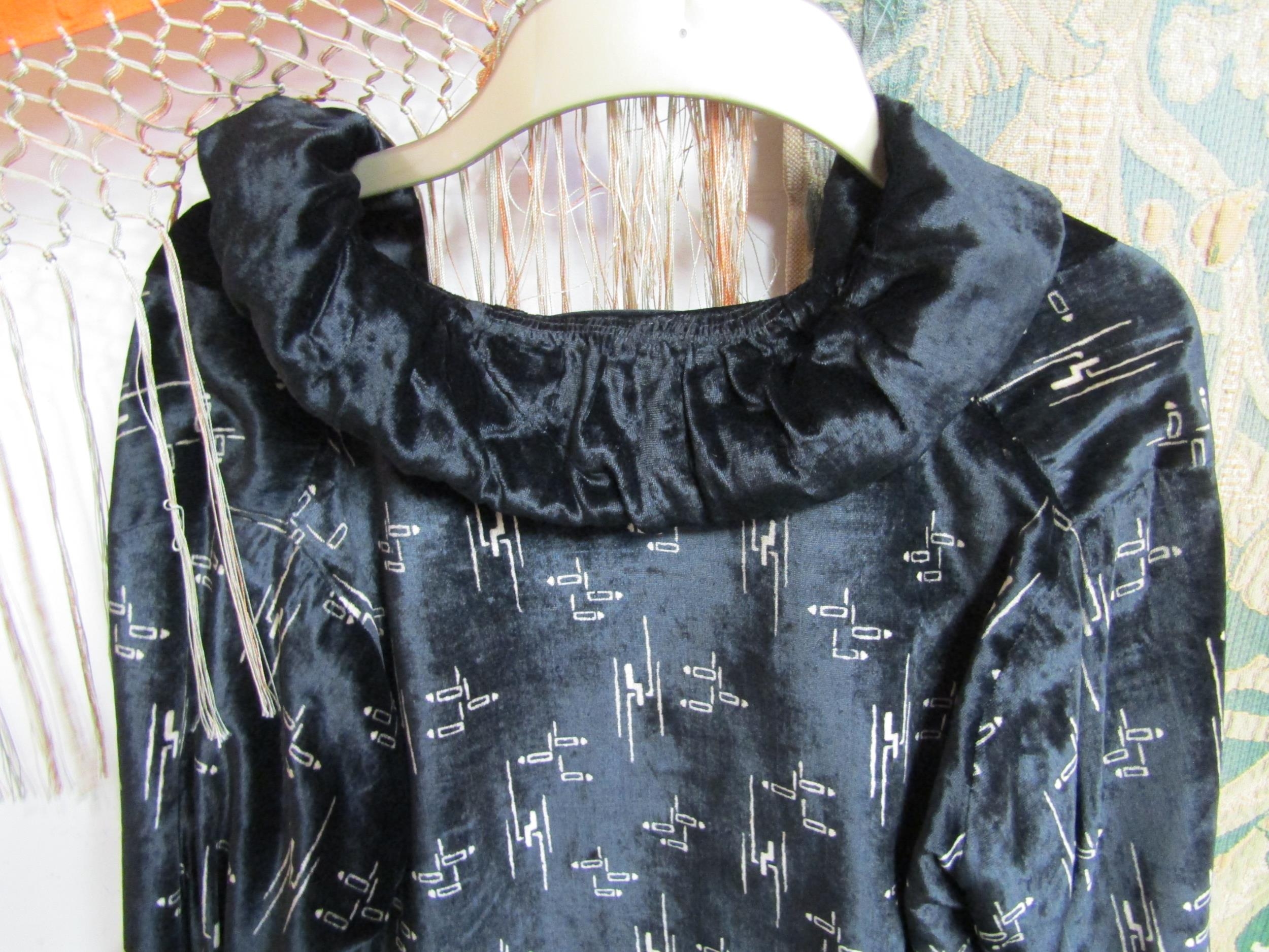Two items of ladies' 1920's/30's clothing to include a black silk velvet coat, softly ruched at - Image 2 of 4