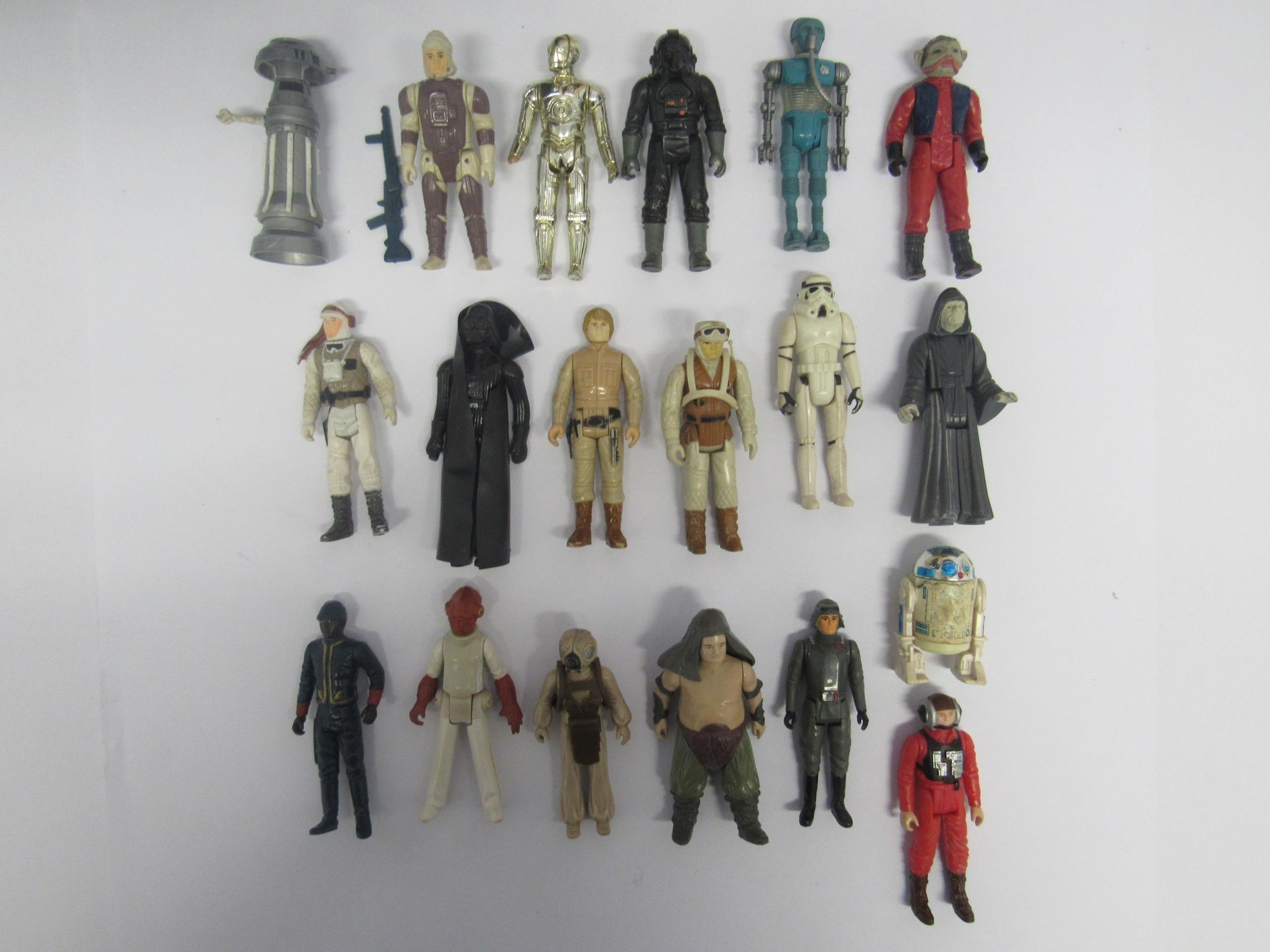A Kenner Star Wars Darth Vader collectors carry case containing a collection of nineteen original - Image 4 of 11