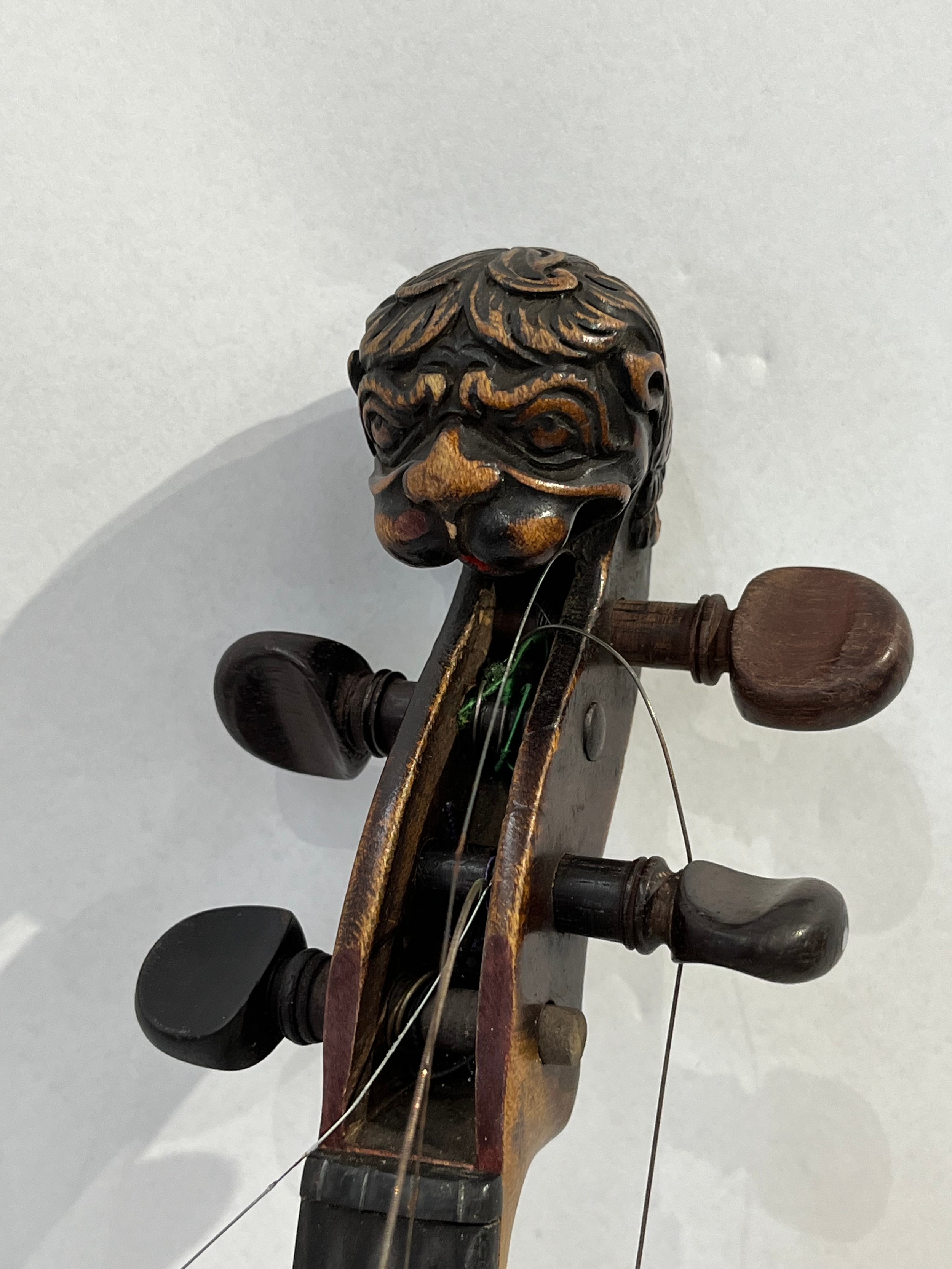 A late 19th / early 20th Century violin, the scroll as a lion, for renovation, with rosewood - Image 2 of 6