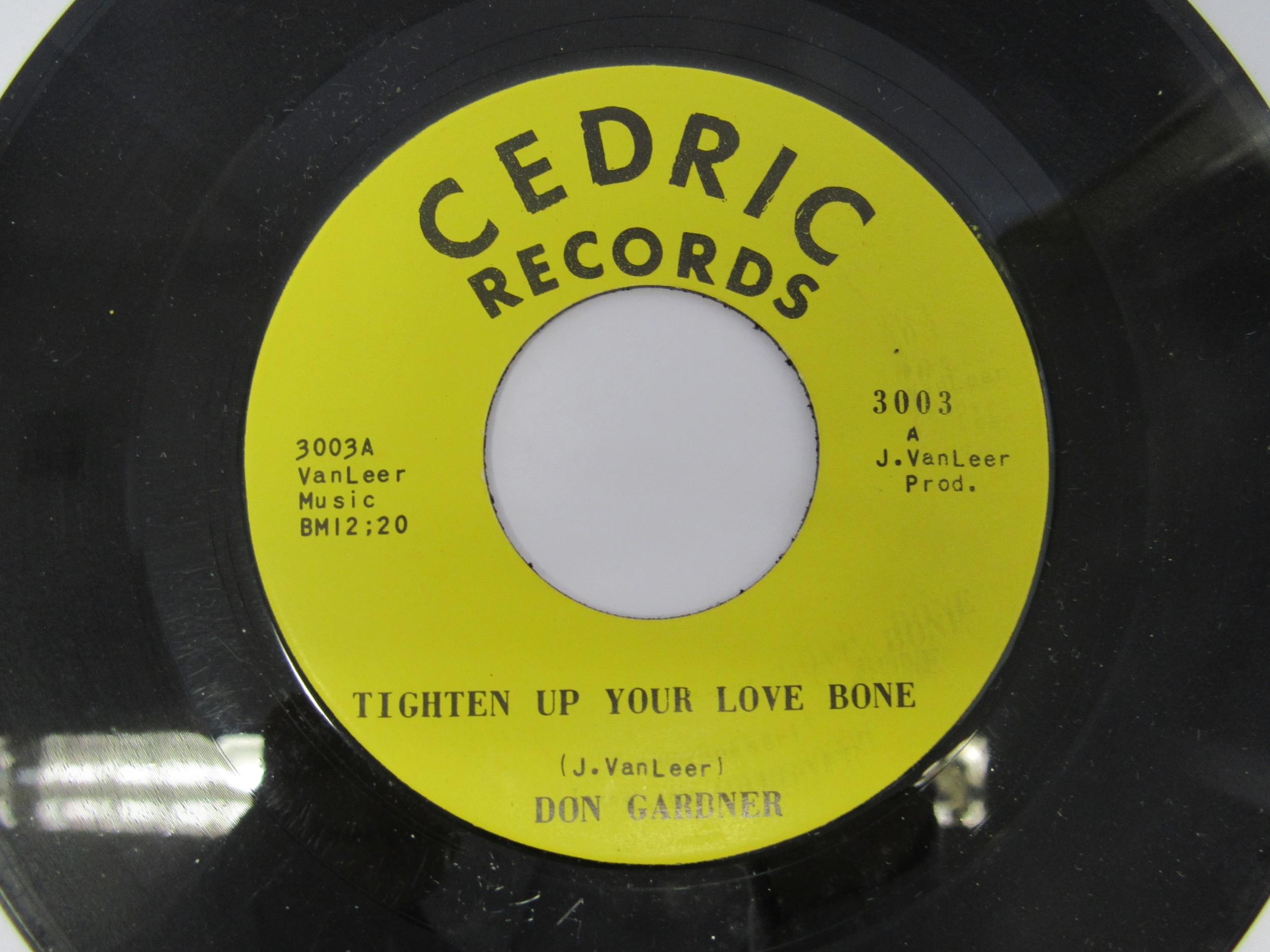 A group of six rare US Funk and Soul 7" singles to include THE CHOSEN FEW: 'Taking All The Love I - Image 8 of 14