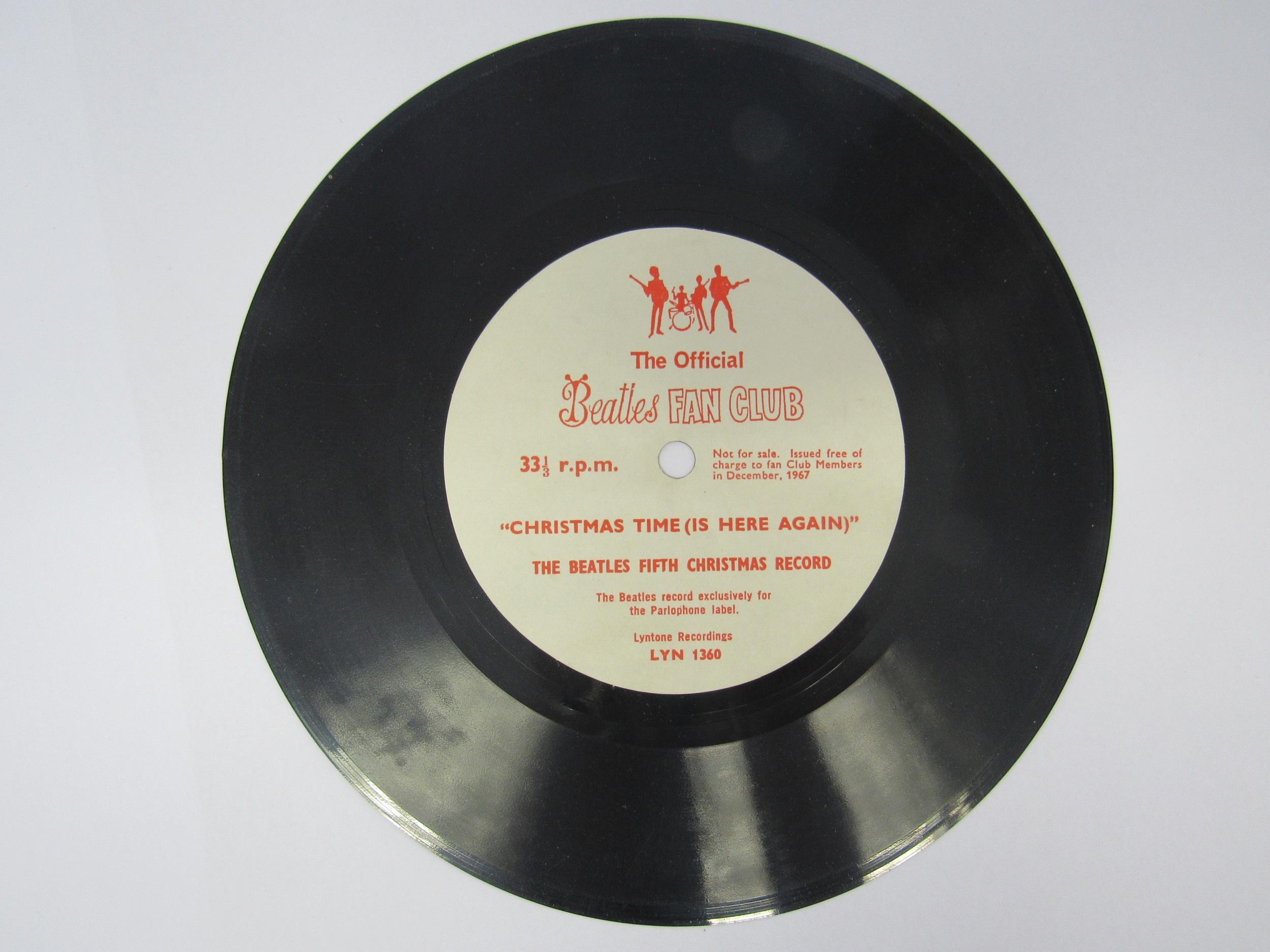 THE BEATLES: Three Official Beatles Fan Club Christmas flexi-disc 7" singles, to include ' - Image 2 of 4