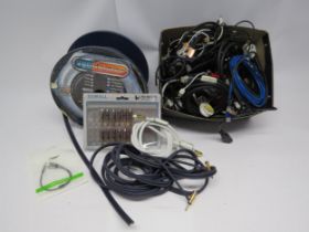 Assorted hi-fi leads and connectors including Van Damme speaker cable, Sewell banana plugs etc