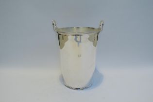 An Arthur Price silver plated ice bucket of bucket form with twin handles, 28cm tall