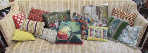 Thirteen tapestry scatter cushions of varying sizes