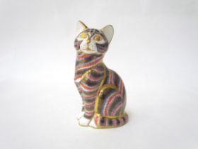 A Royal Crown Derby paperweight as a seated kitten, gold stopper