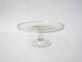 A Georgian clear glass footed tazza, 21cm diameter