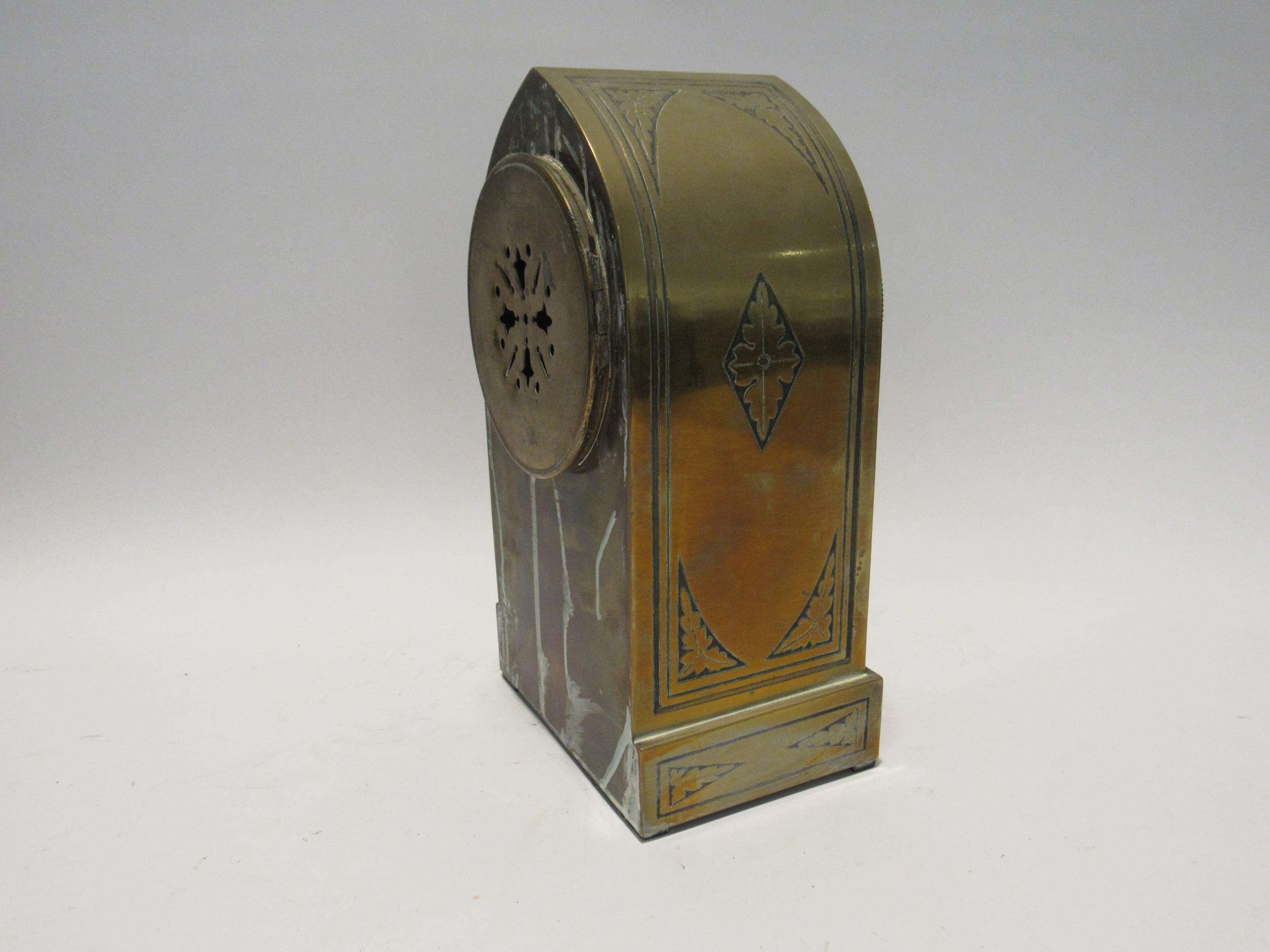 A late 19th Century French Arch form mantel clock, 27cm tall x 15cm x 11cm - Image 2 of 3