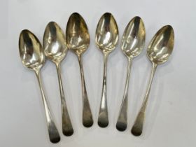 A set of six Walter Brind silver dessert spoons, London 1816, 181g