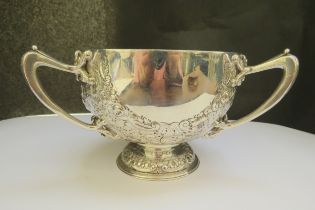 A Williams Ltd silver loving cup, Birmingham 1905. Marks rubbed. 9.5cm tall x 12.5cm diameter, 356g