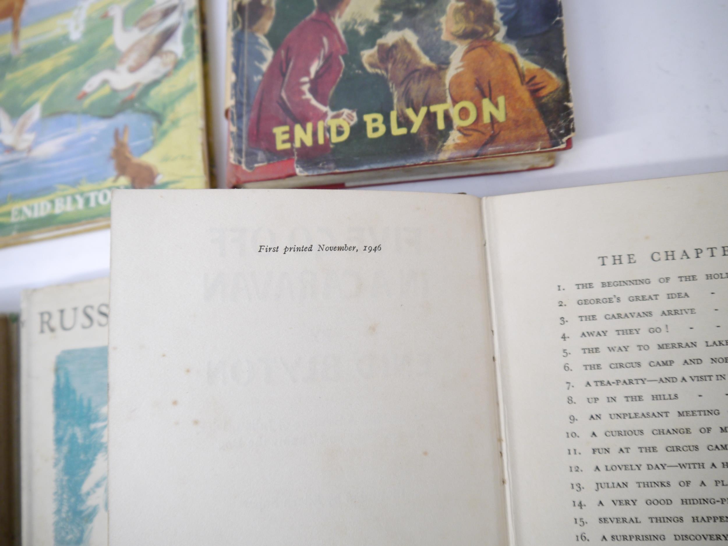 Nineteen assorted children's titles, many Enid Blyton, including: 'Five on a Treasure Island', L, - Image 4 of 9