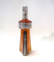 McGuinness Distillers CN Tower blended Canadian Whiskey, 710ml