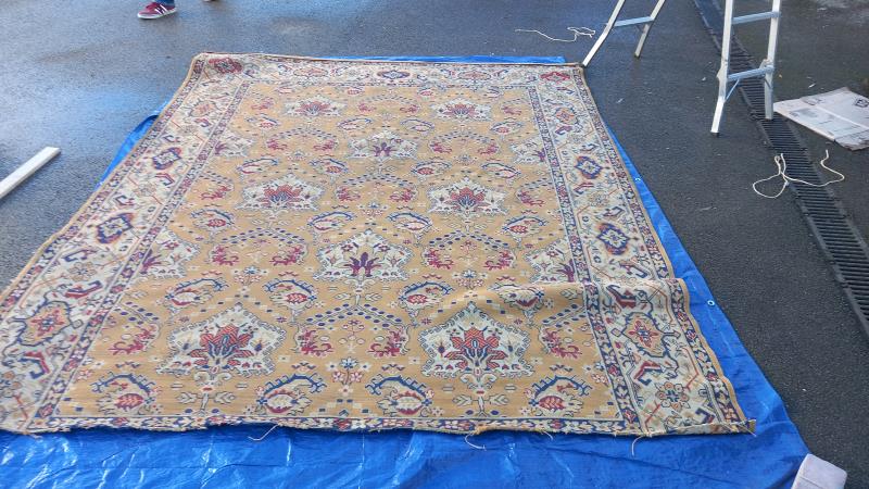 A mustard coloured patterned carpet - 300cm x 245cm (COLLECT ONLY) - Image 2 of 2