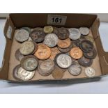 A mixed lot of old coins.