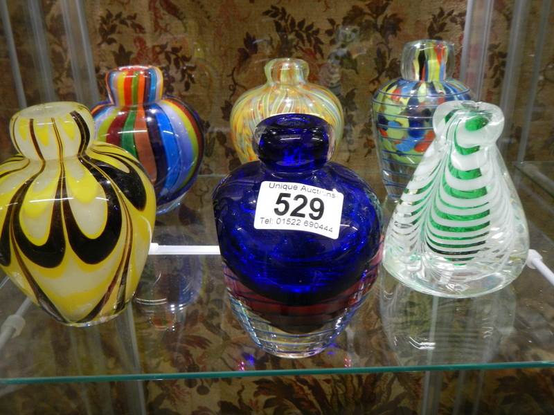 Six good glass bud vases. - Image 3 of 3