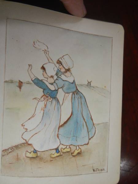 An early 20th century autograph book containing verses and drawings. - Image 12 of 14